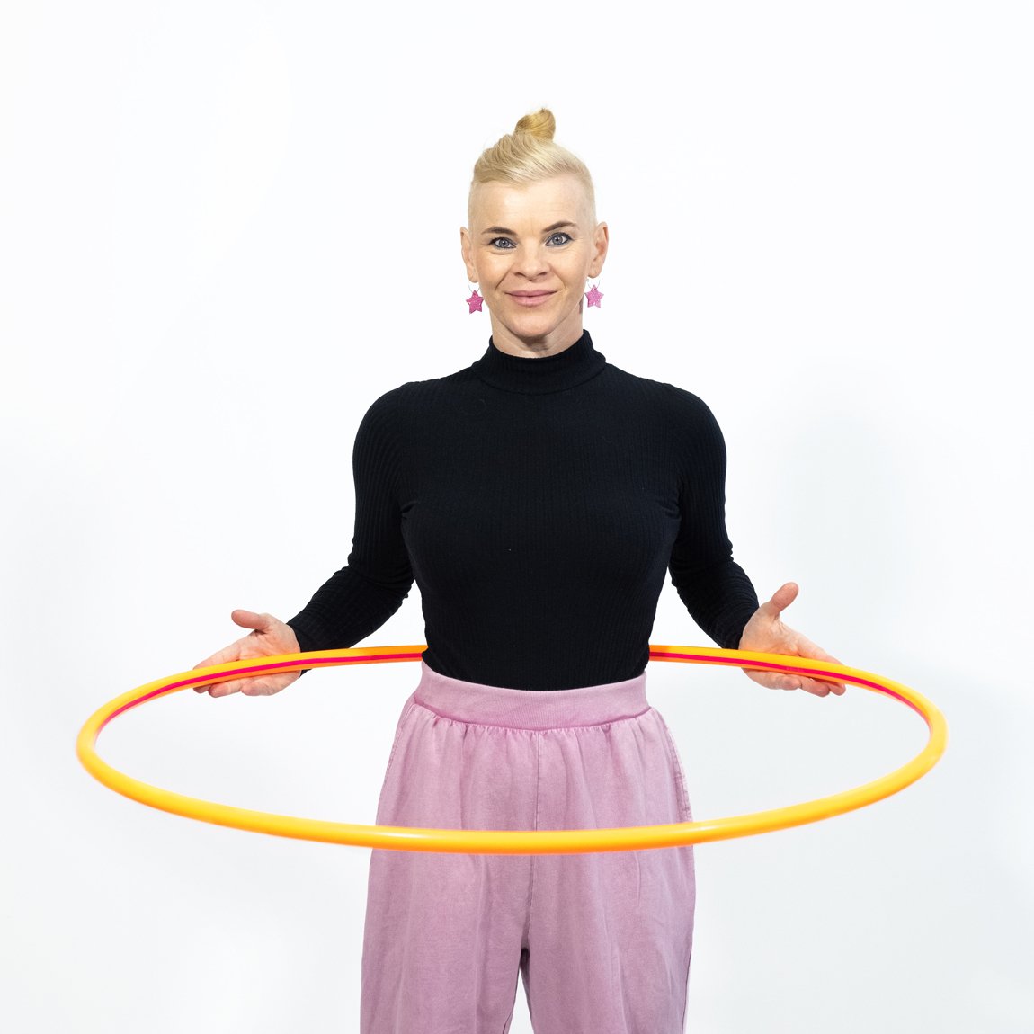 Hooping on the Waist - Hoop Empire