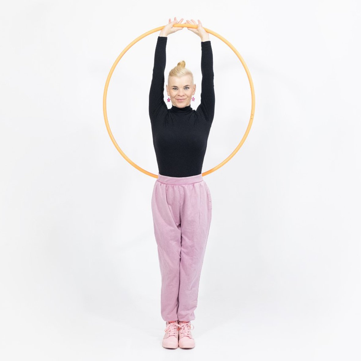 Hooping on the Waist - Hoop Empire