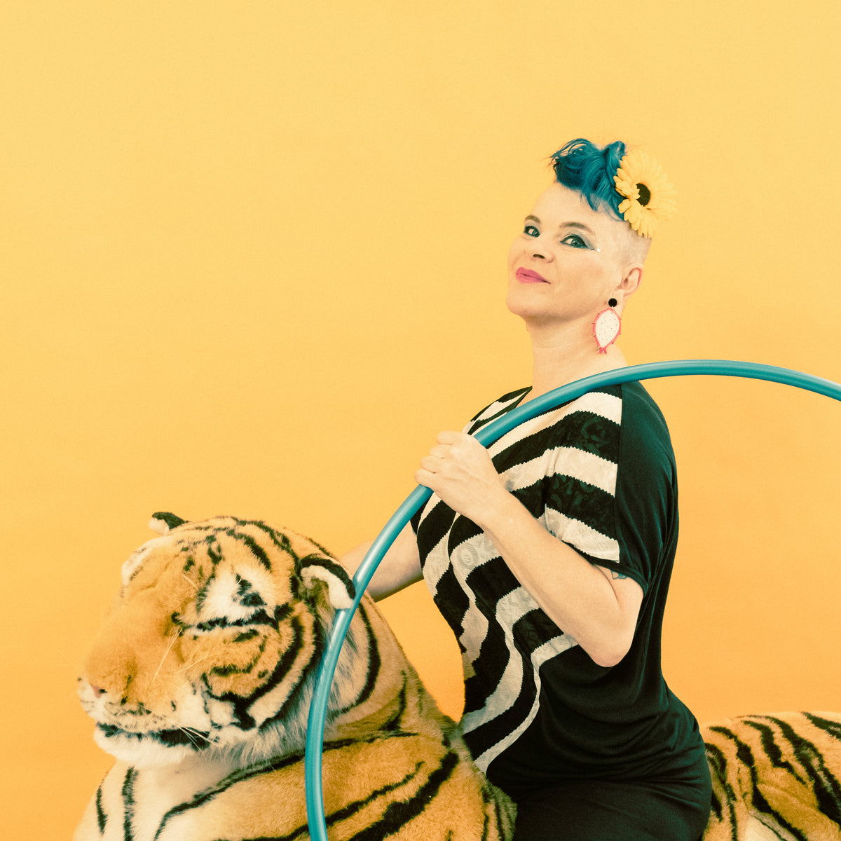 Beginner Hula Hoop Tricks